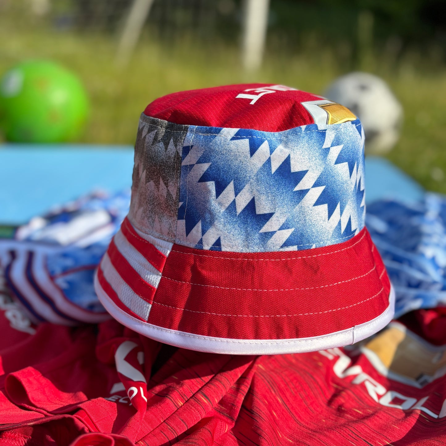 Manchester United bucket hat (Adult 62-63 cm) - made from real shirts