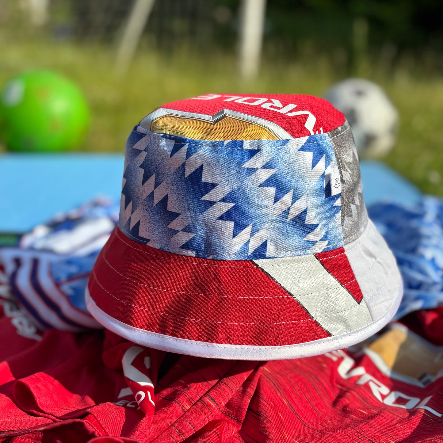 Manchester United bucket hat (Adult 62-63 cm) - made from real shirts