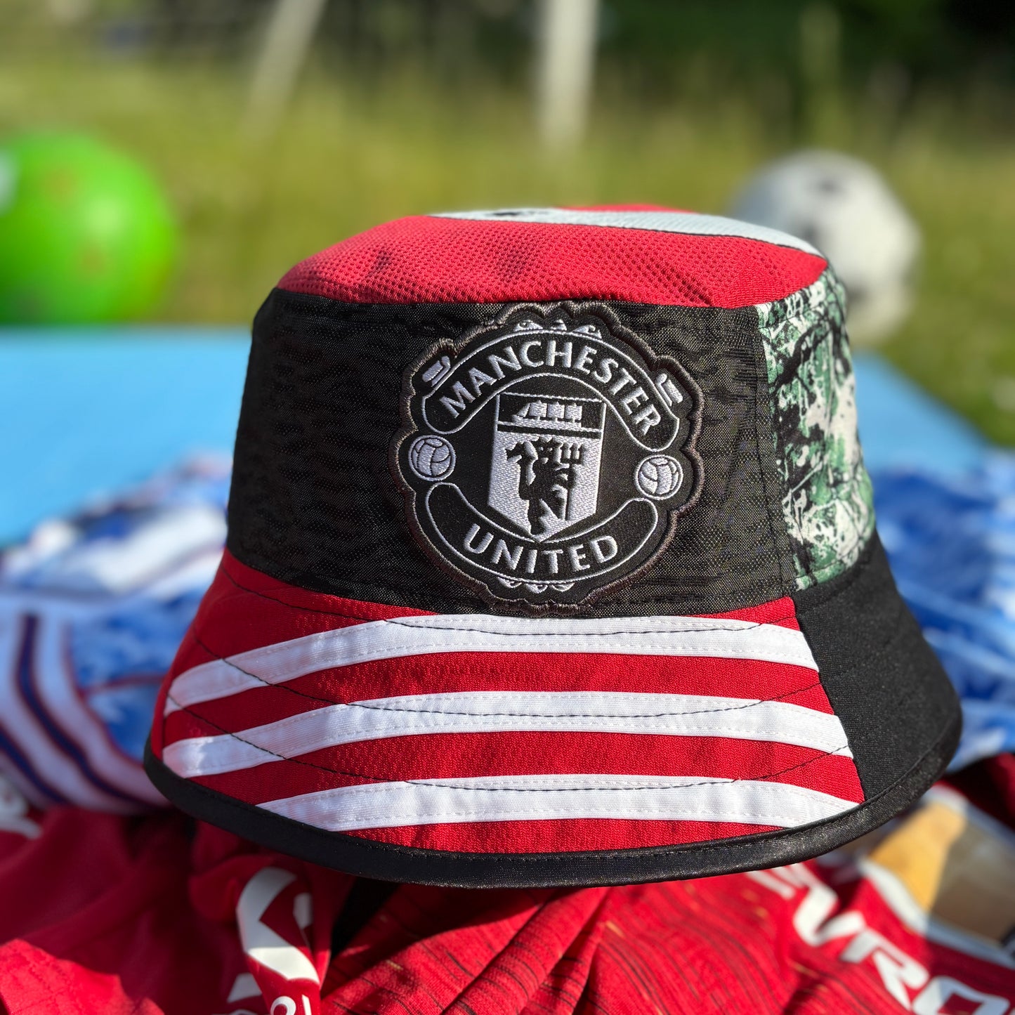 Manchester United bucket hat (Adult 62-63 cm) - made from real shirts