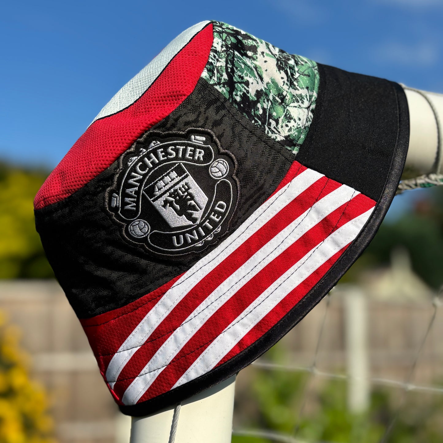 Manchester United bucket hat (Adult 62-63 cm) - made from real shirts