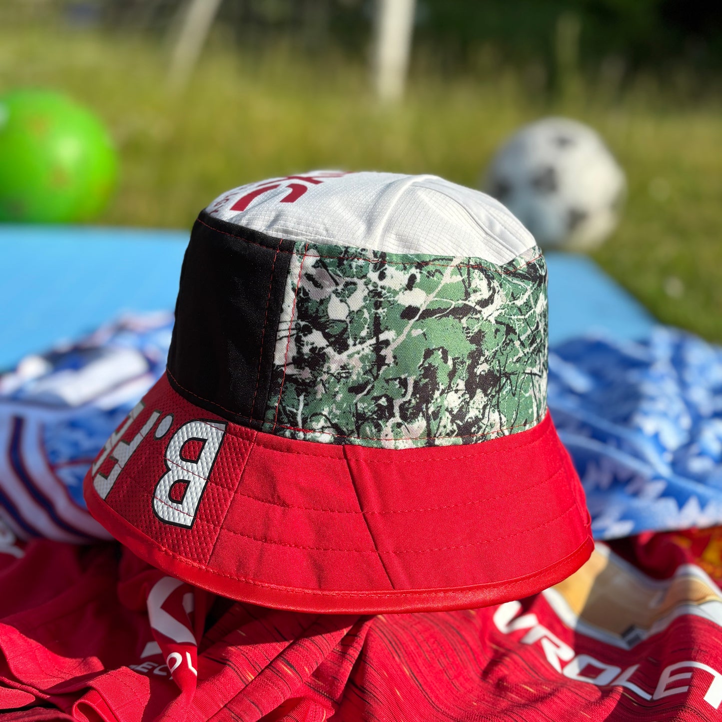 Manchester United bucket hat (Adult 62-63 cm) - made from real shirts