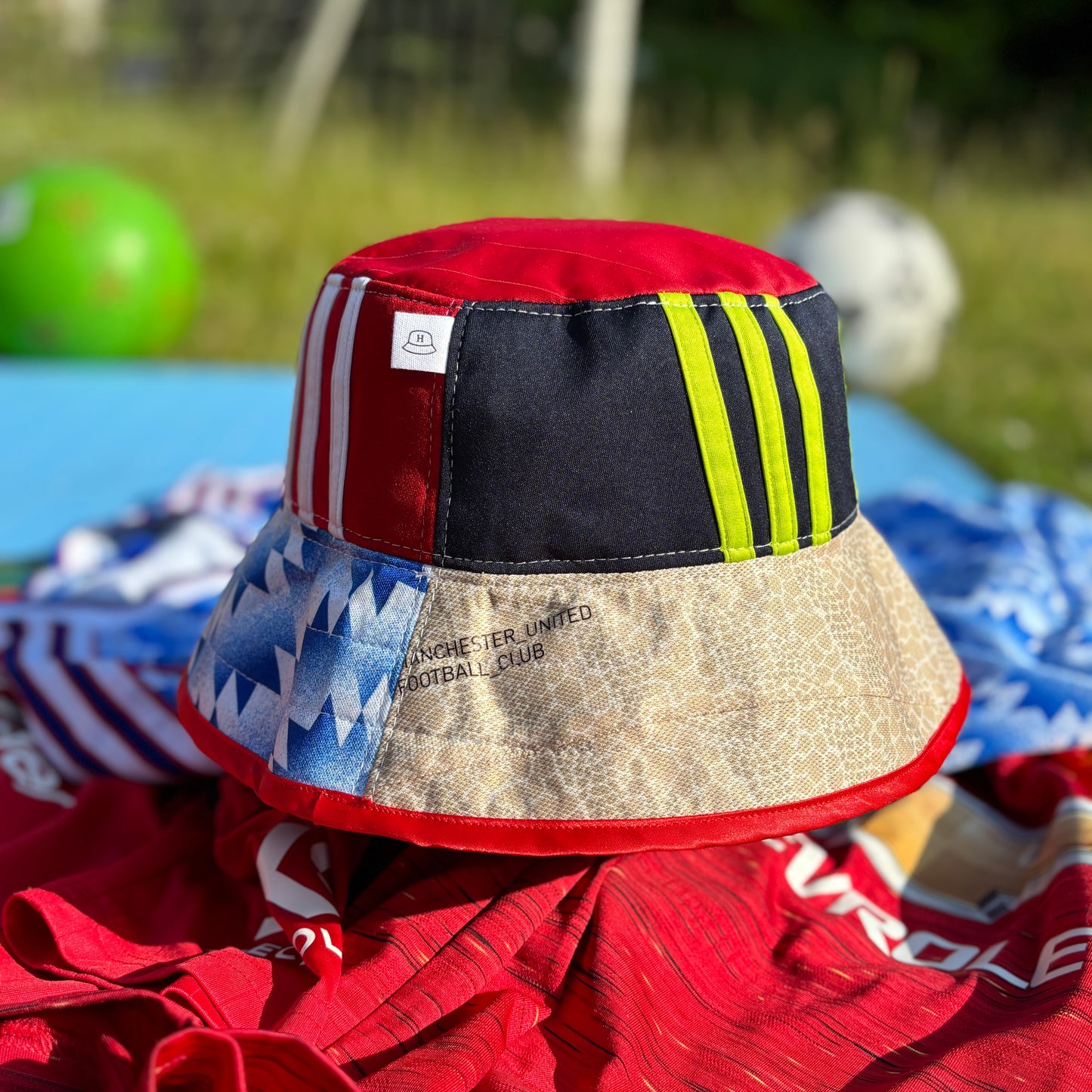 Manchester United bucket hat (Adult 62-63 cm) - made from real shirts