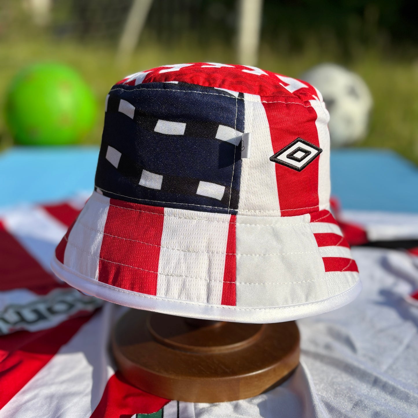 Sunderland bucket hat (adult 62-63cm) - handmade from original shirts