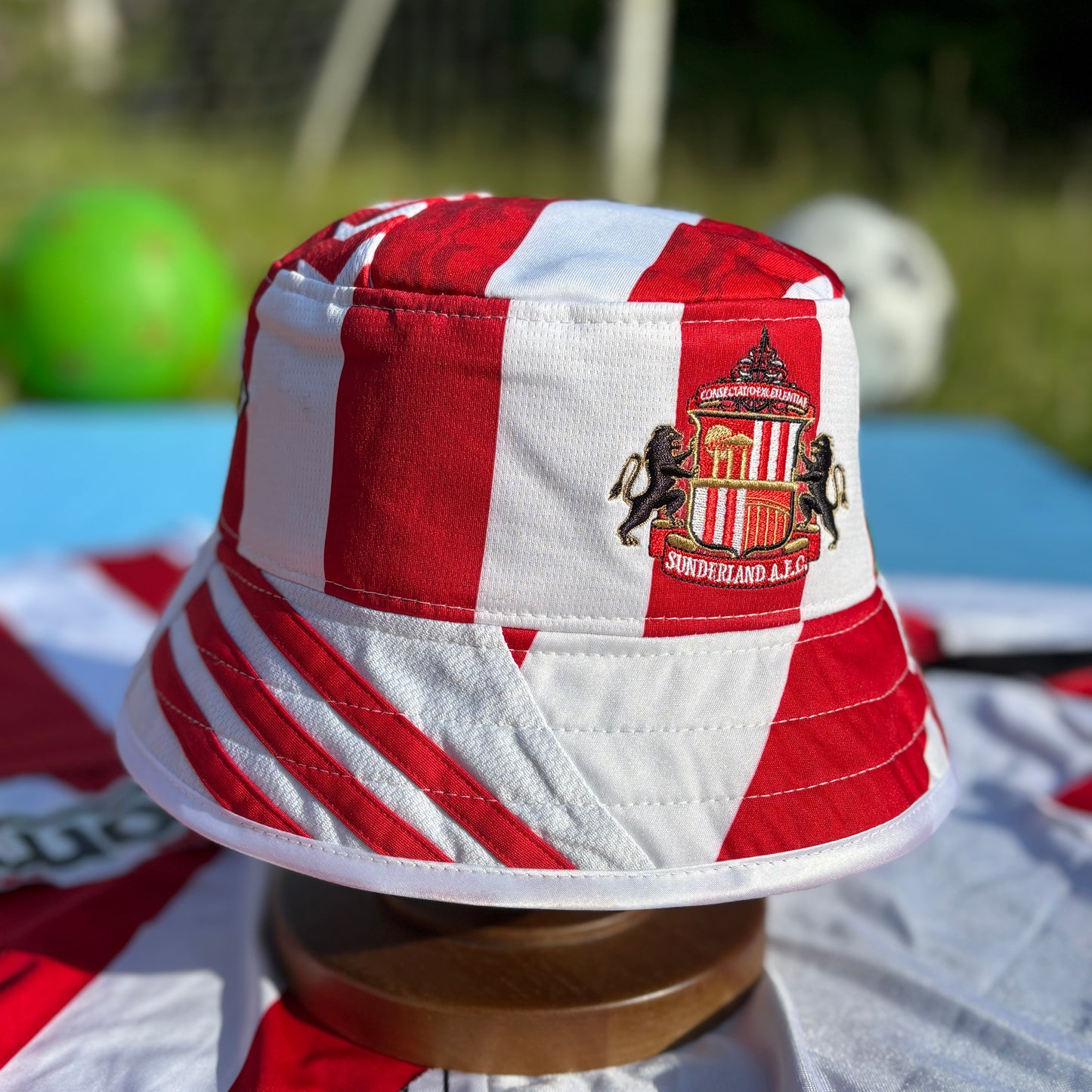 Sunderland bucket hat (adult 62-63cm) - handmade from original shirts