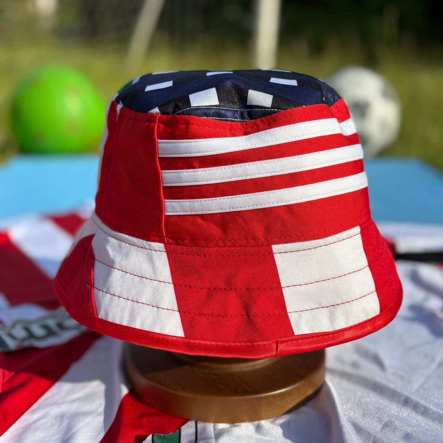 Sunderland bucket hat (adult 62-63cm) - handmade from original shirts