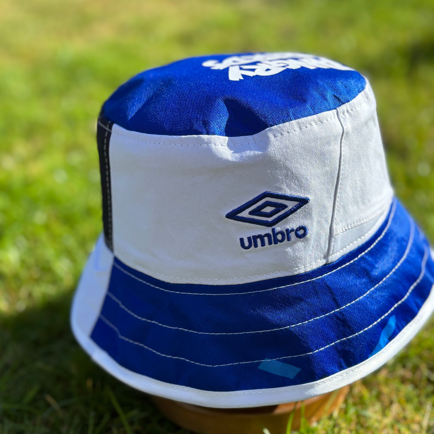 Everton bucket hat (Adult 62-63 cm) - made from original shirts