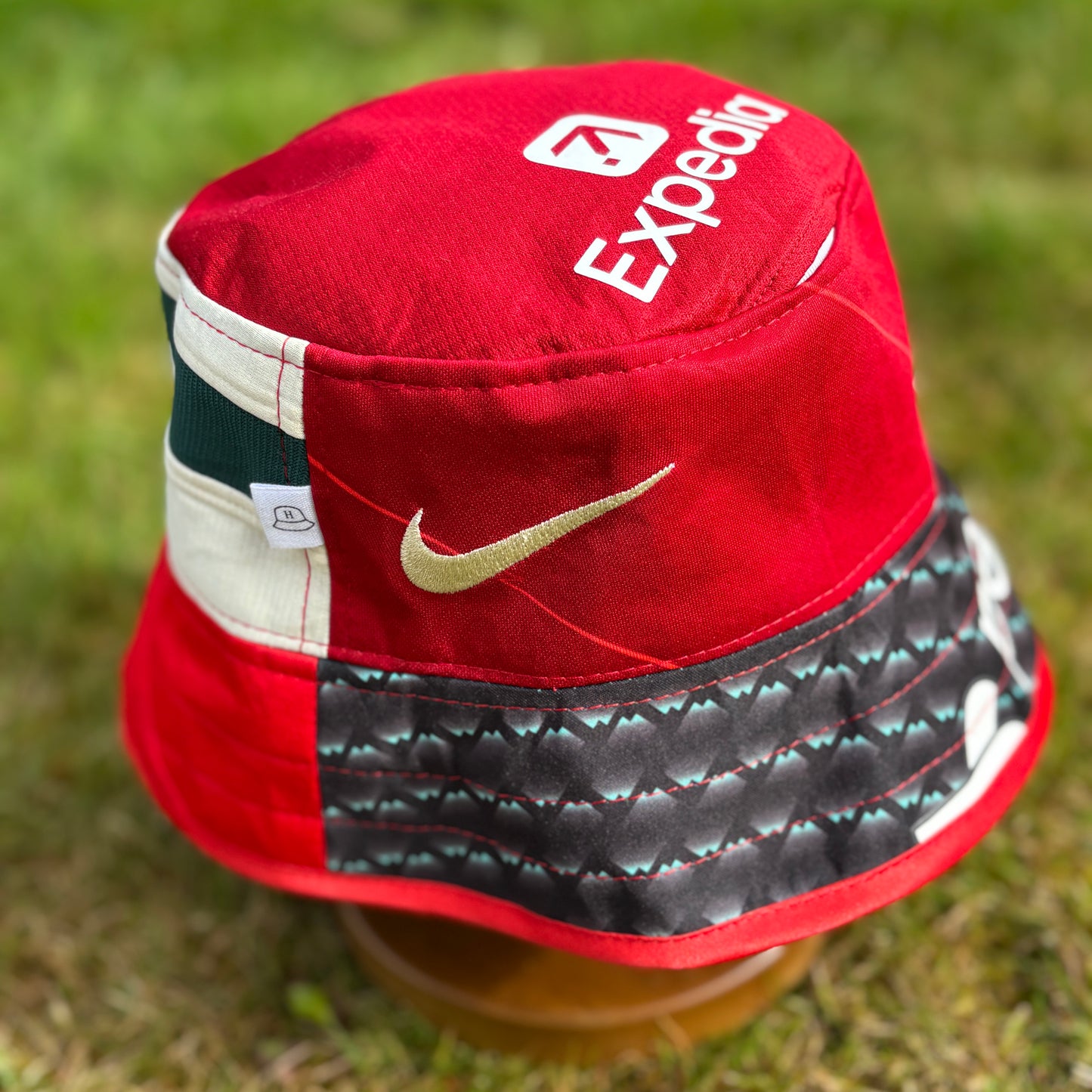 Liverpool bucket hat (youth/small adult 59-60 cm) - handmade from original shirts