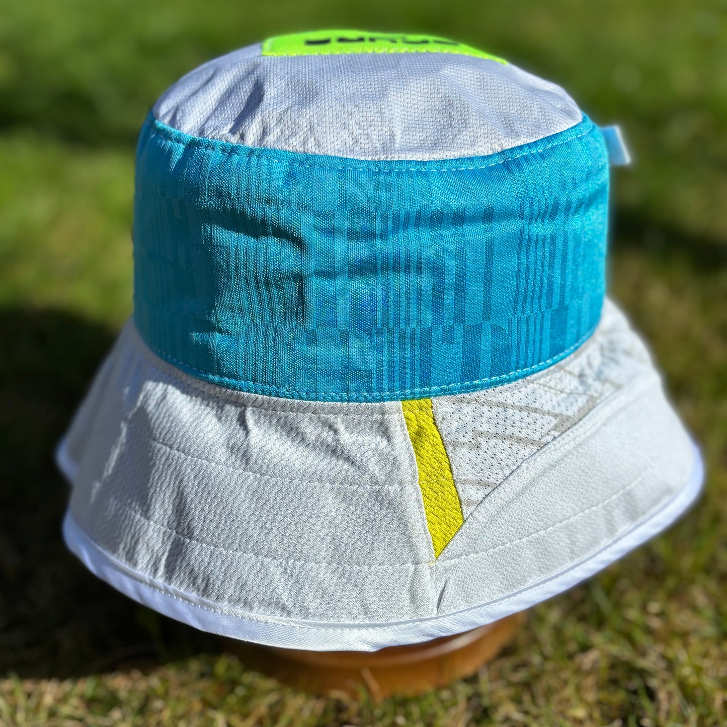 Tottenham bucket hat (Adult 62-63 cm) - made from real shirts