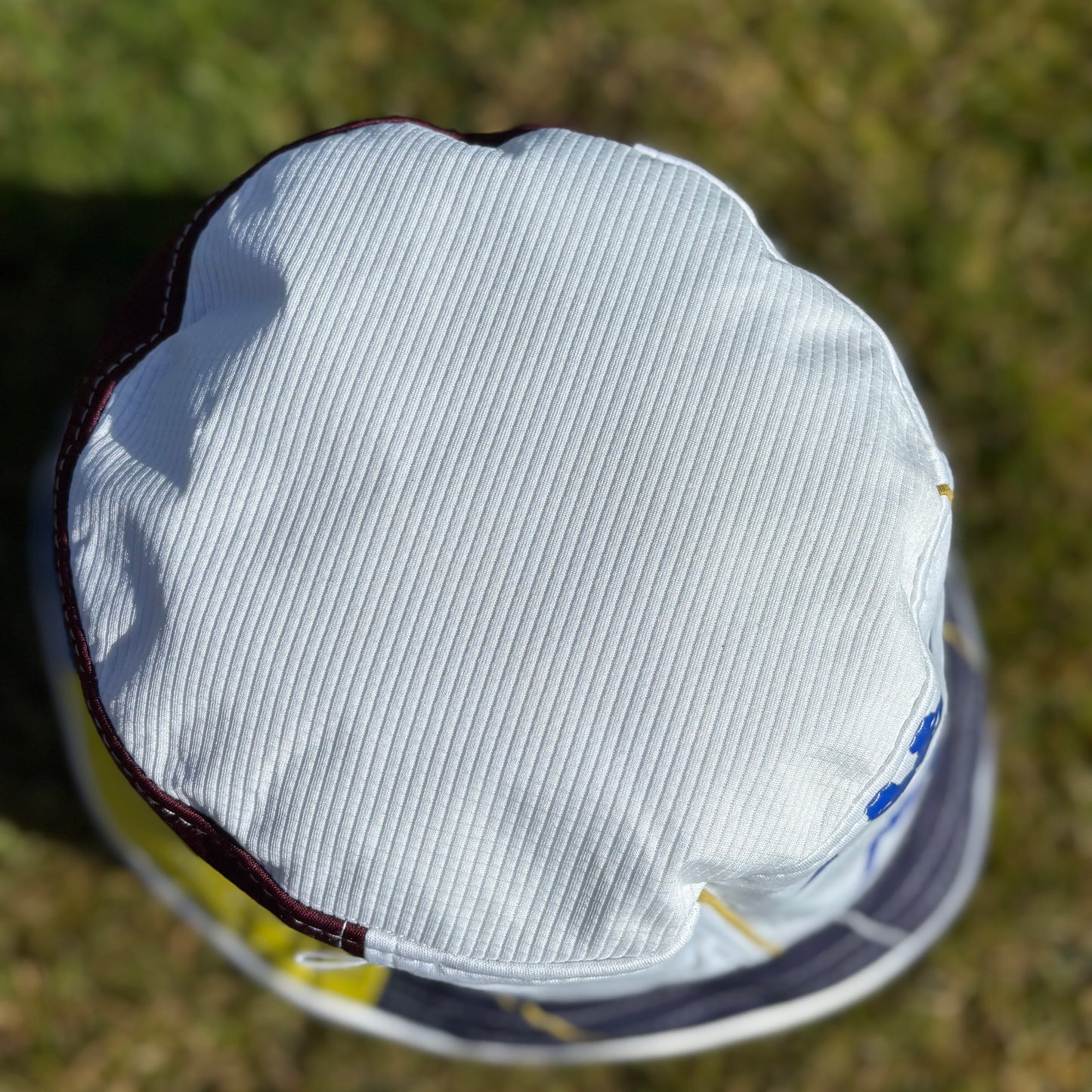 Leeds United bucket hat (Adult 62-63 cm) - made from real shirts