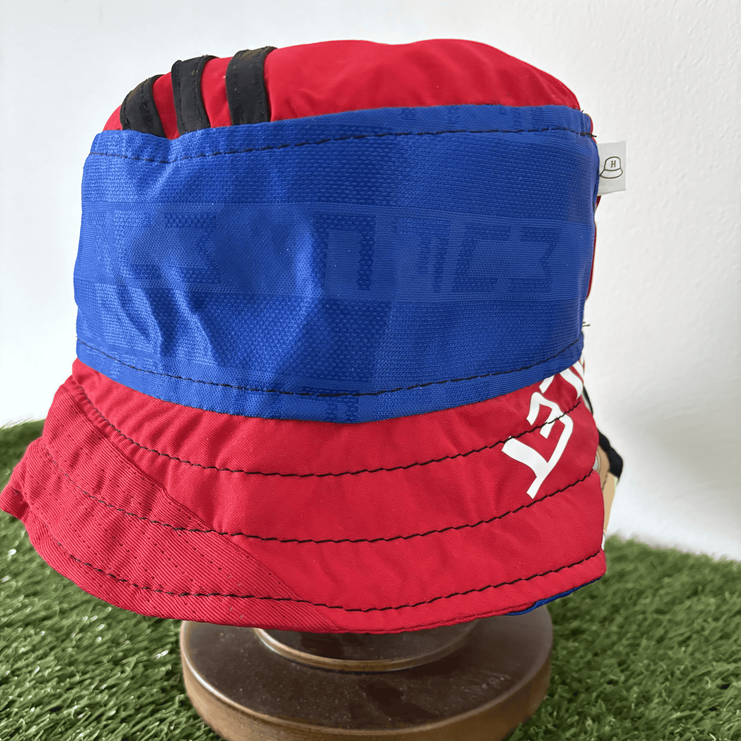 Manchester United bucket hat (Youth/Teen: 57-58cm) - made from original shirts