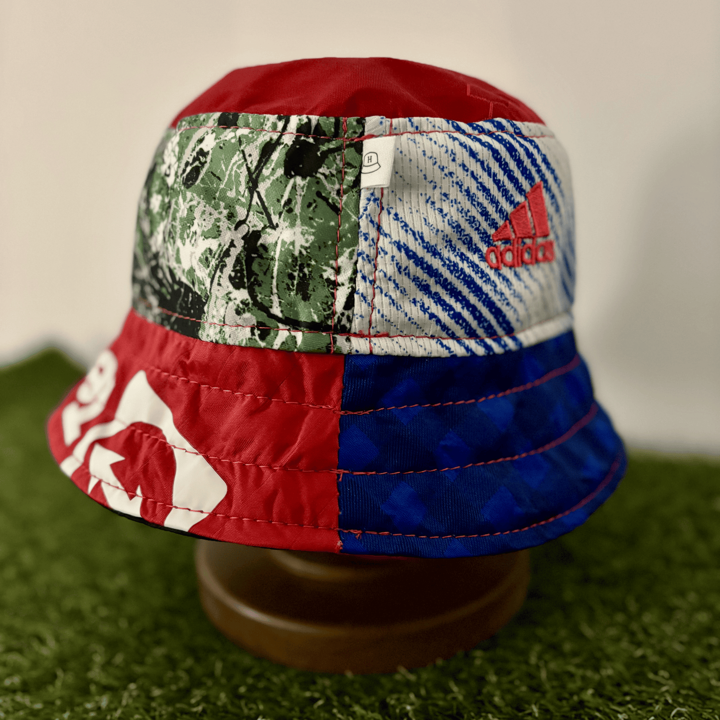 Manchester United bucket hat (Adult 62cm) - made from original shirts