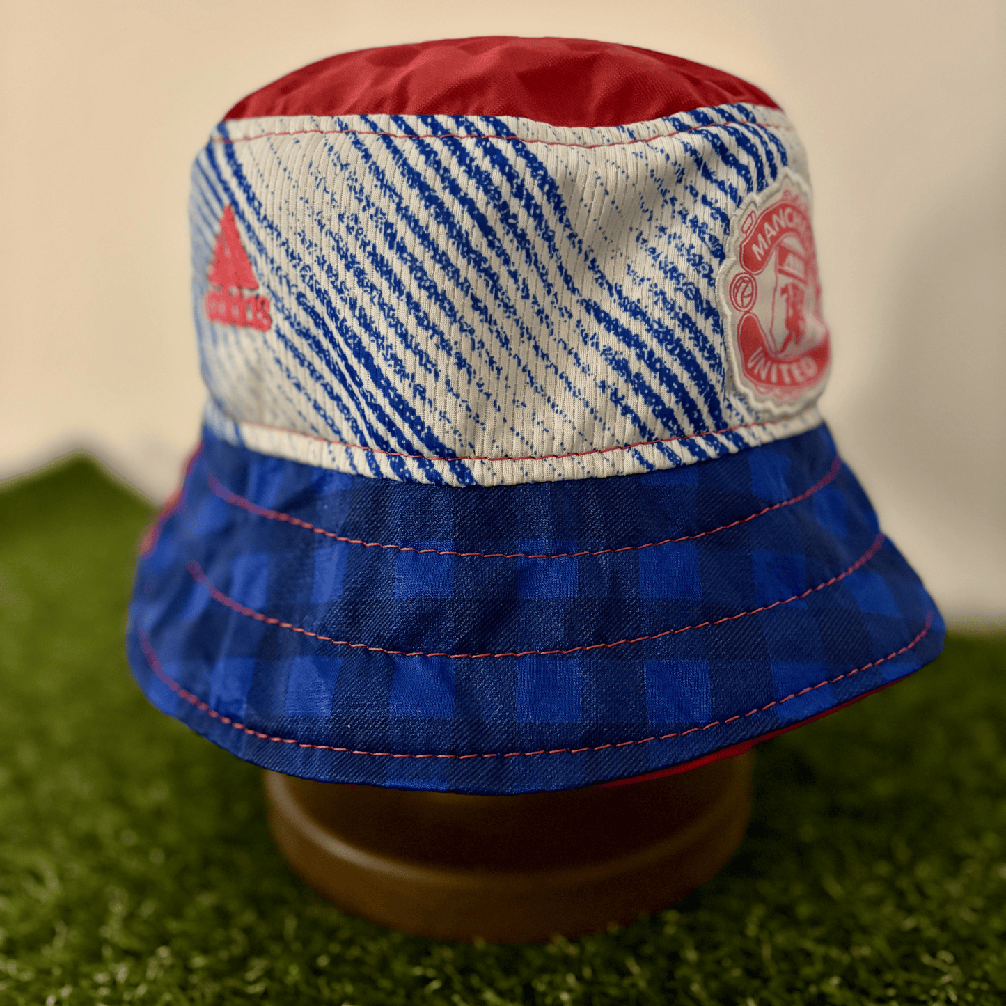 Manchester United bucket hat (Adult 62cm) - made from original shirts