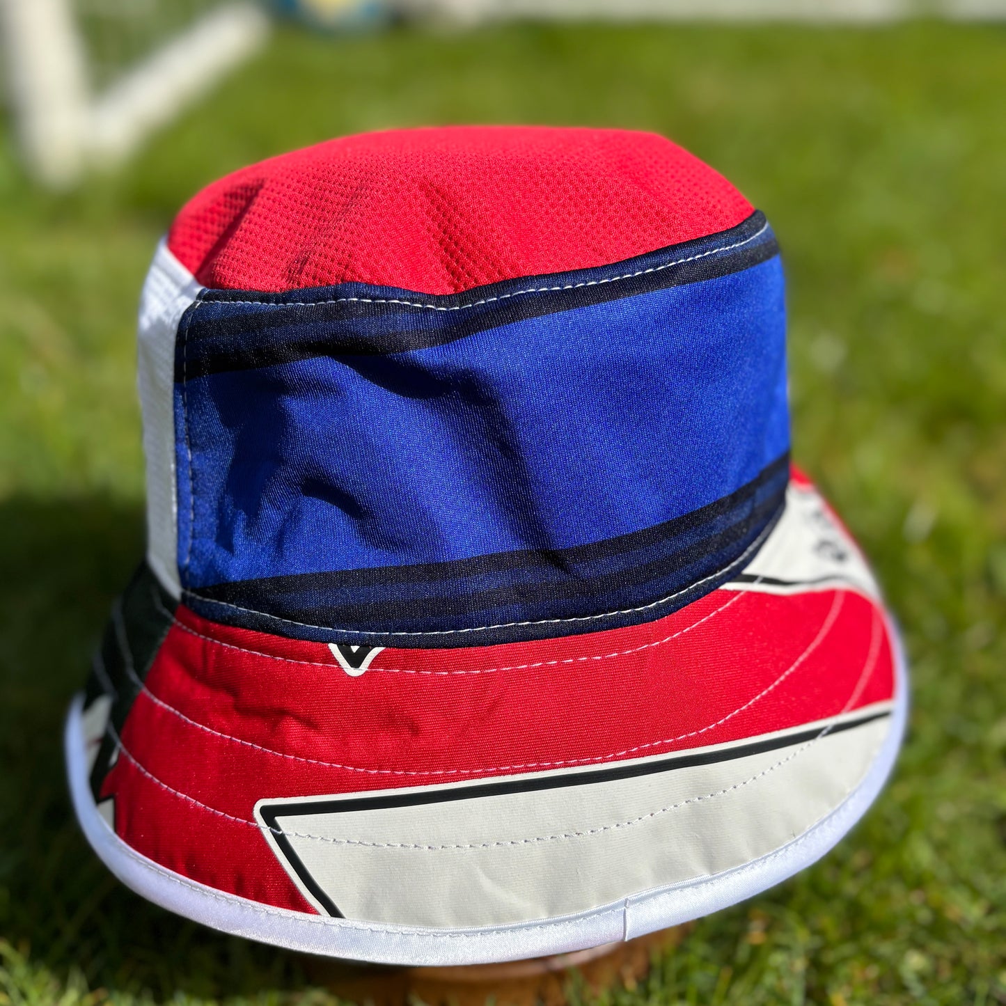 Manchester United bucket hat (Adult 62-63 cm) - made from original shirts