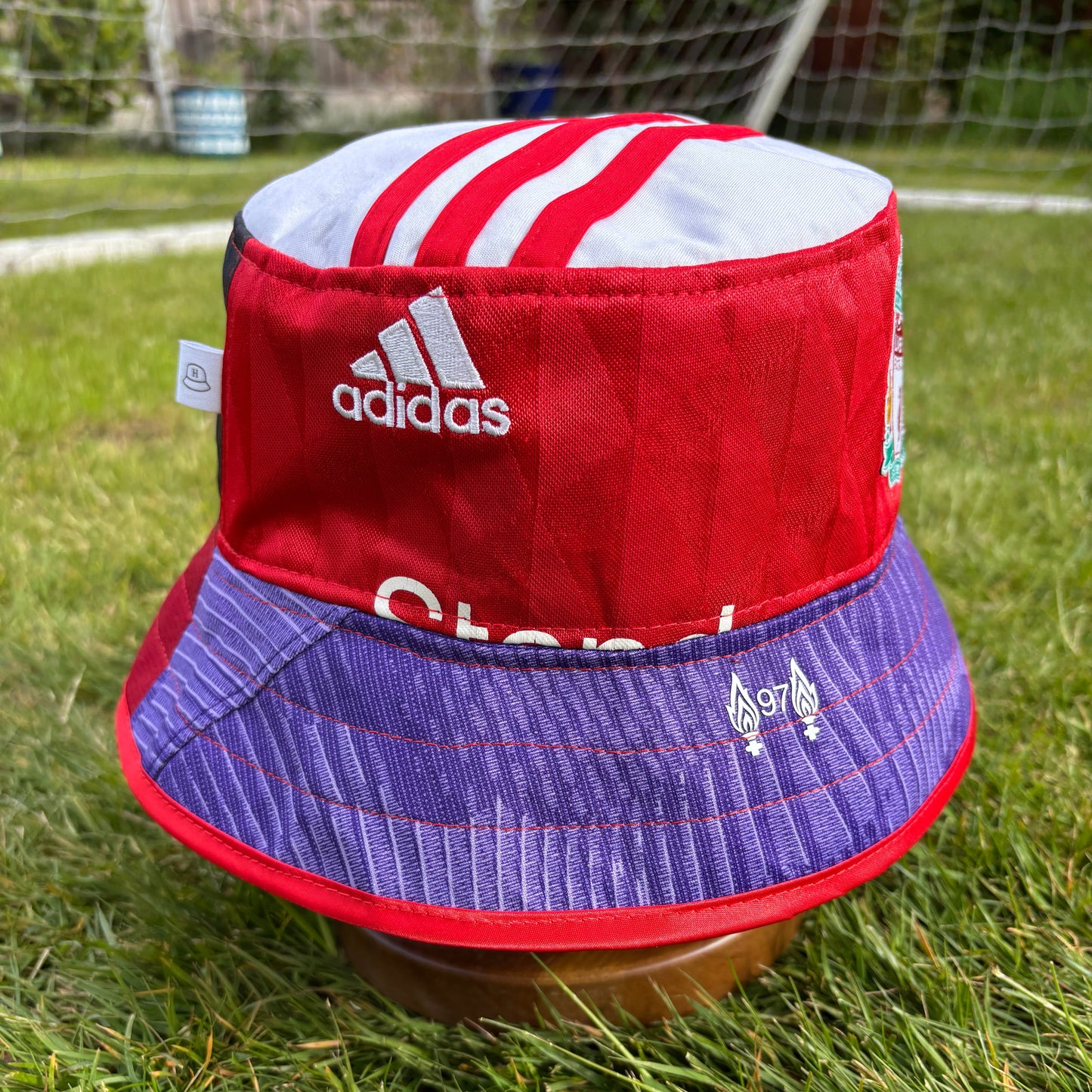 Liverpool bucket hat (adult 62-63 cm) - handmade from original shirts