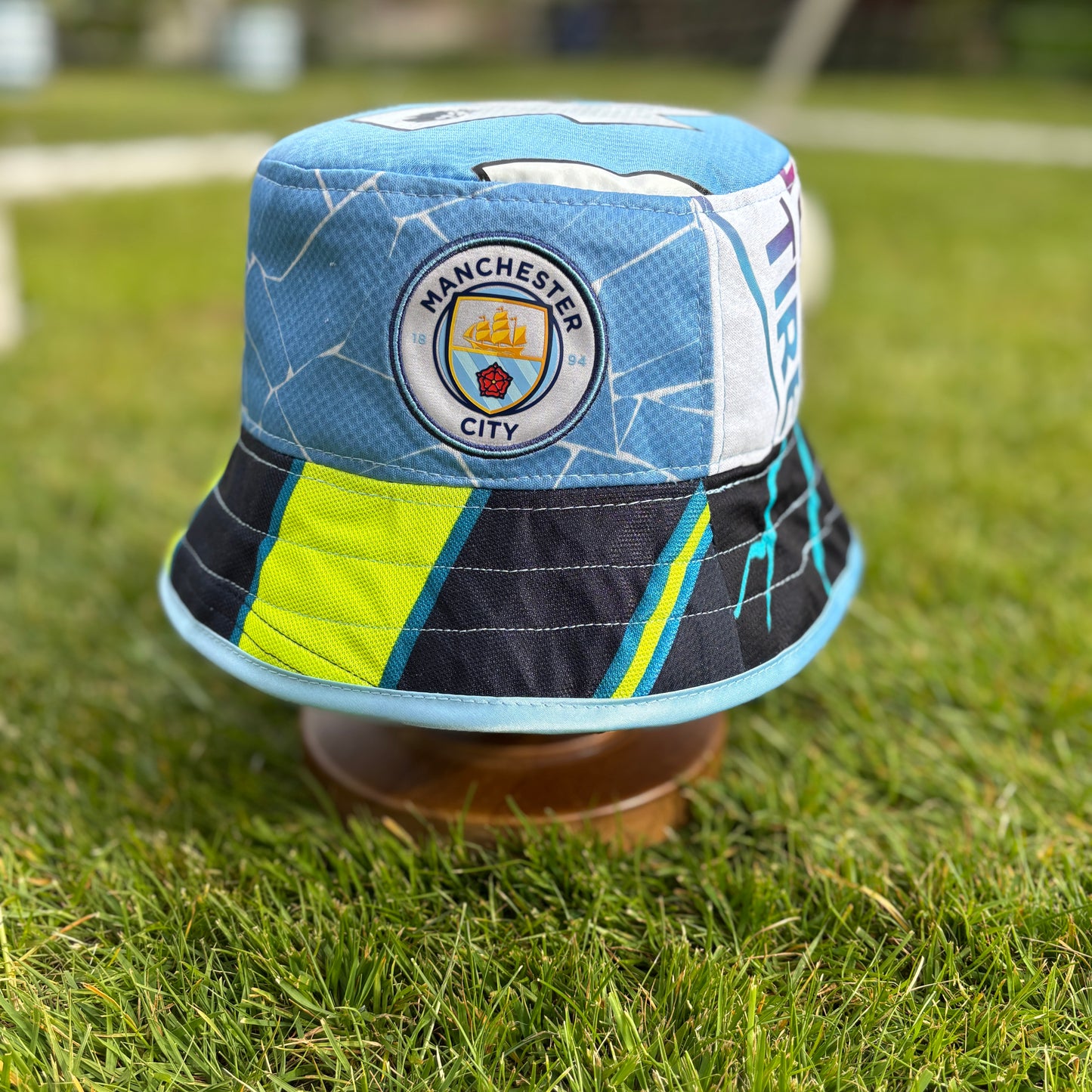 Manchester City bucket hat (adult 62-63cm) - handmade from original shirts