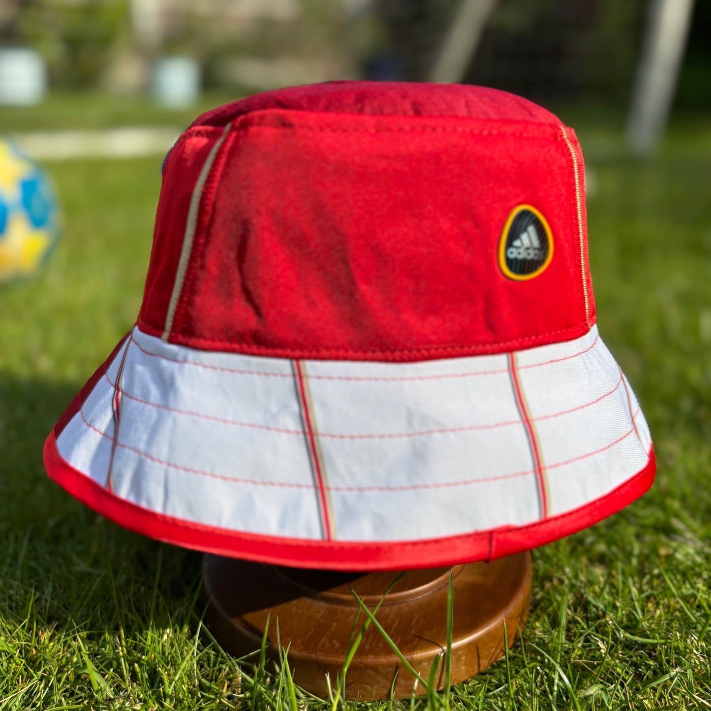 Liverpool bucket hat (adult 62-63 cm) - handmade from original shirts