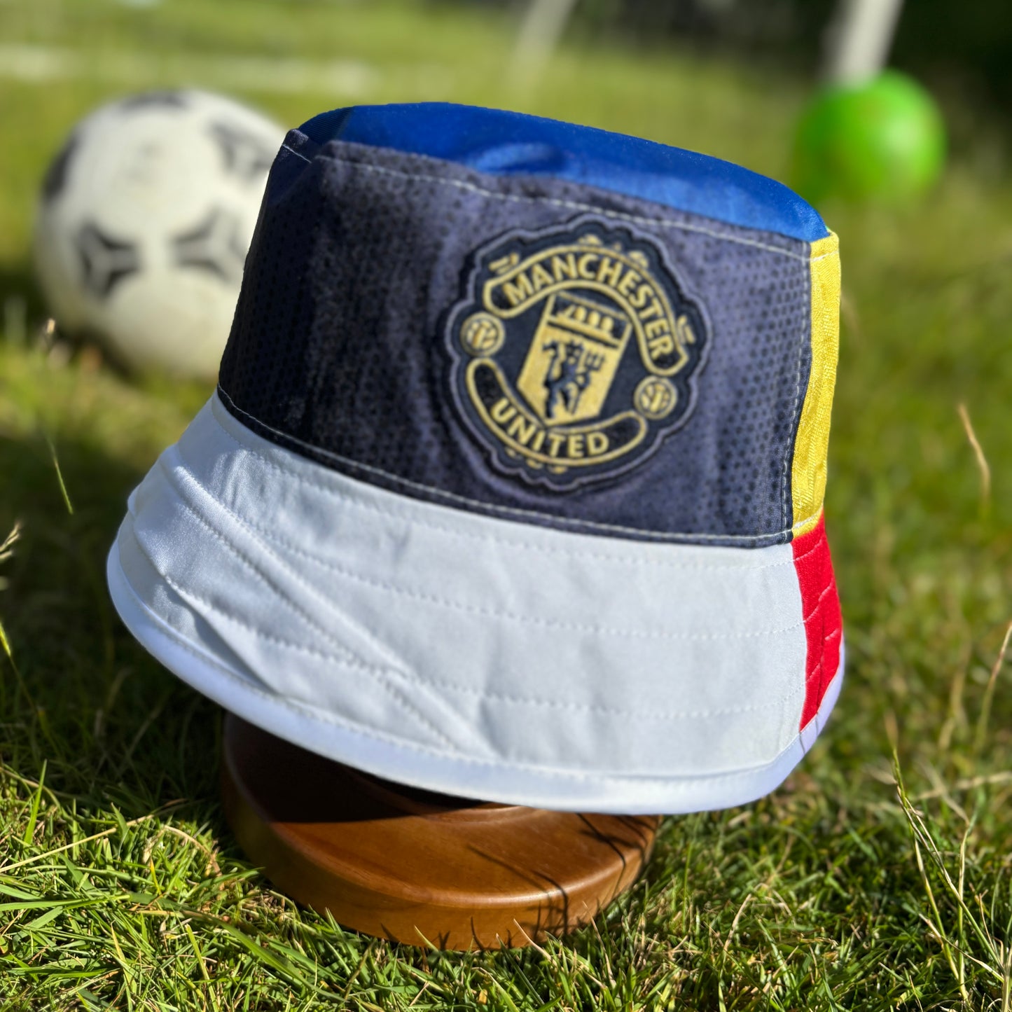 Manchester United bucket hat (Adult 62-63 cm) - made from real shirts