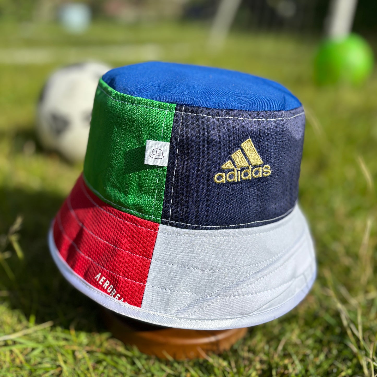 Manchester United bucket hat (Adult 62-63 cm) - made from real shirts