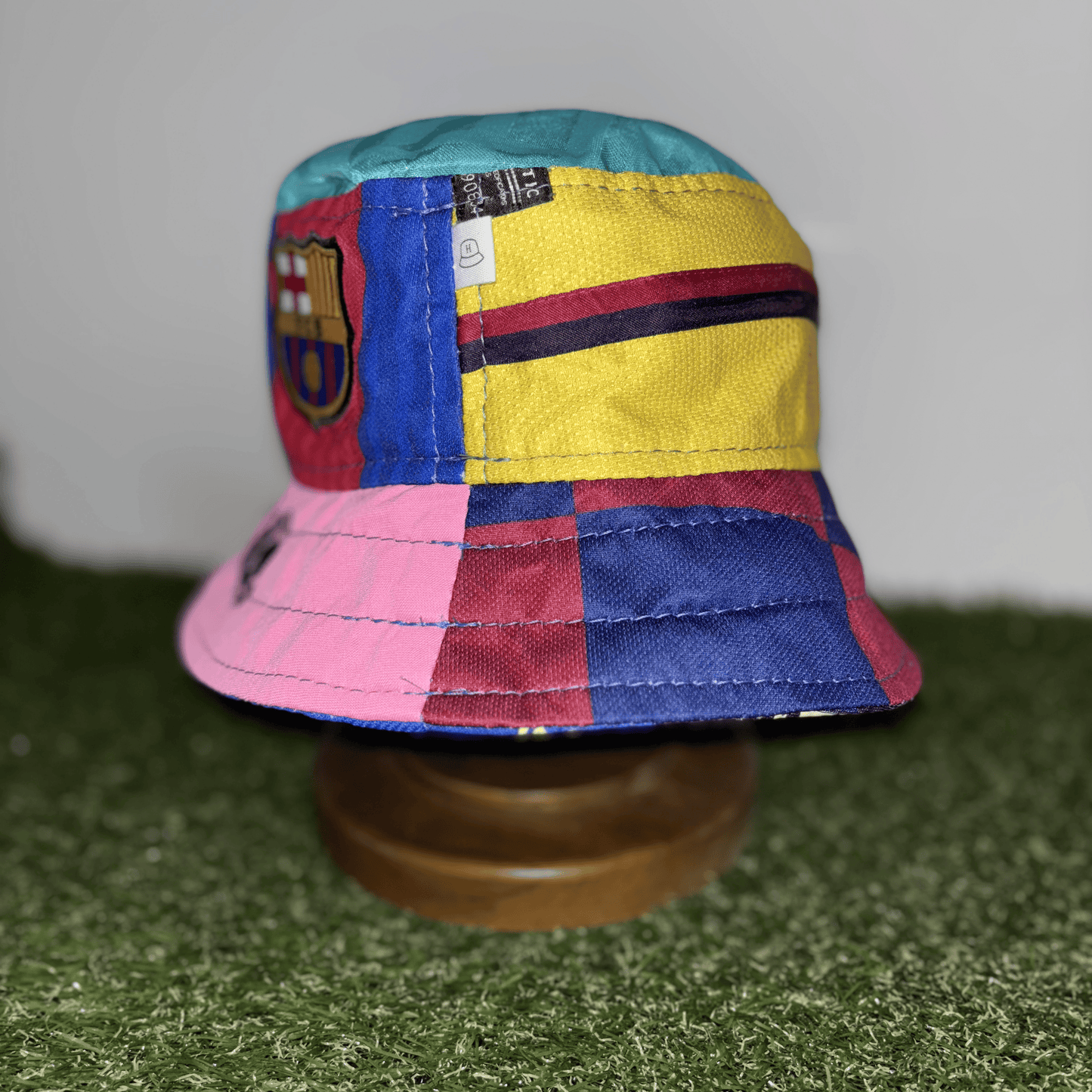 Barcelona bucket hat (adult 61-62 cm) - handmade from original shirts