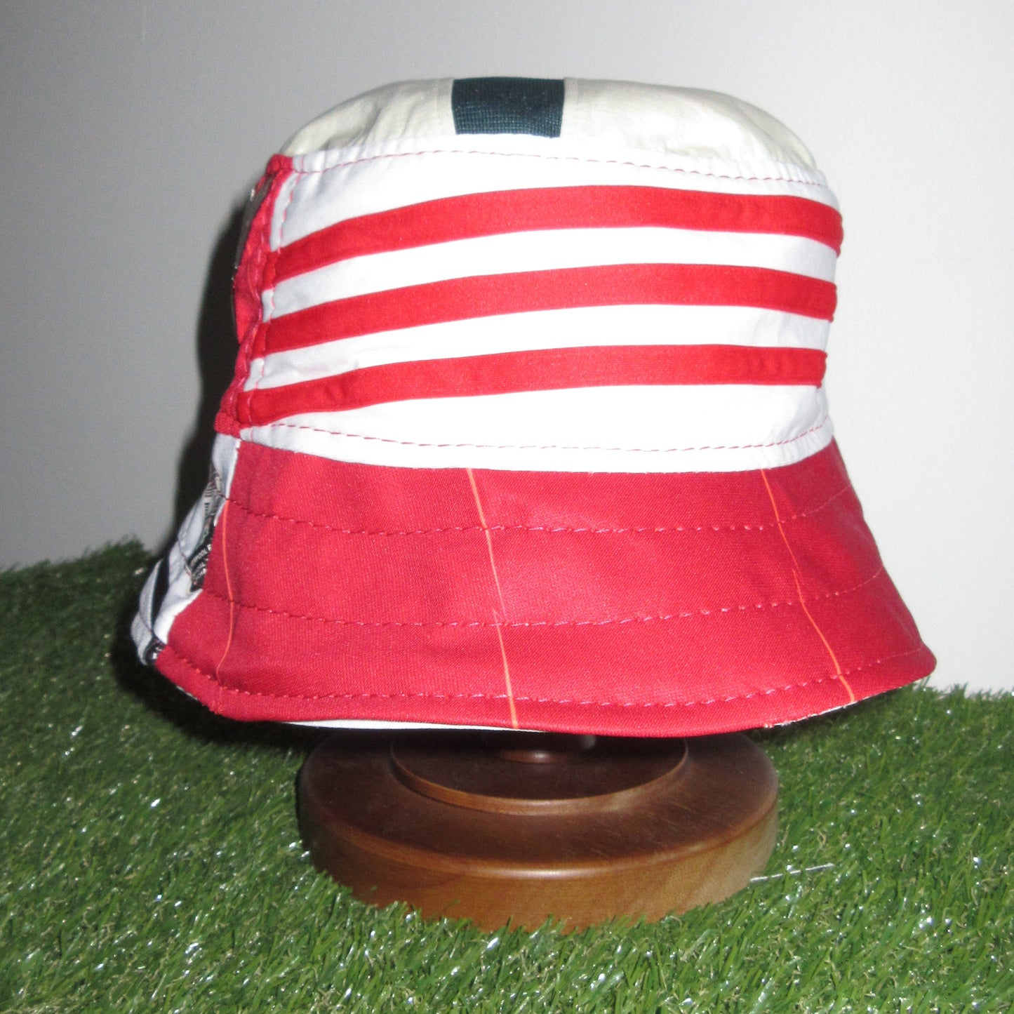 Liverpool bucket hat (adult 62-63cm) - handmade from original shirts