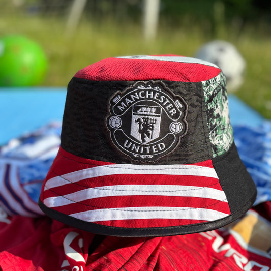 Manchester United bucket hat (Adult 62-63 cm) - made from real shirts