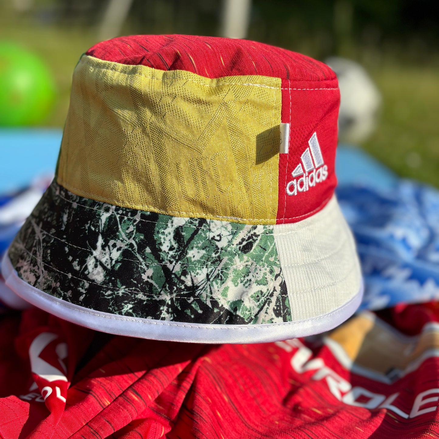 Manchester United bucket hat (Adult 62-63 cm) - made from real shirts