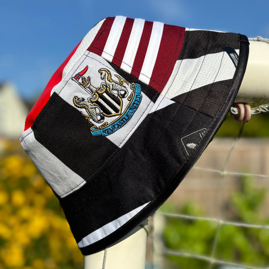 Newcastle United bucket hat (Adult 62-63 cm) - made from real shirts