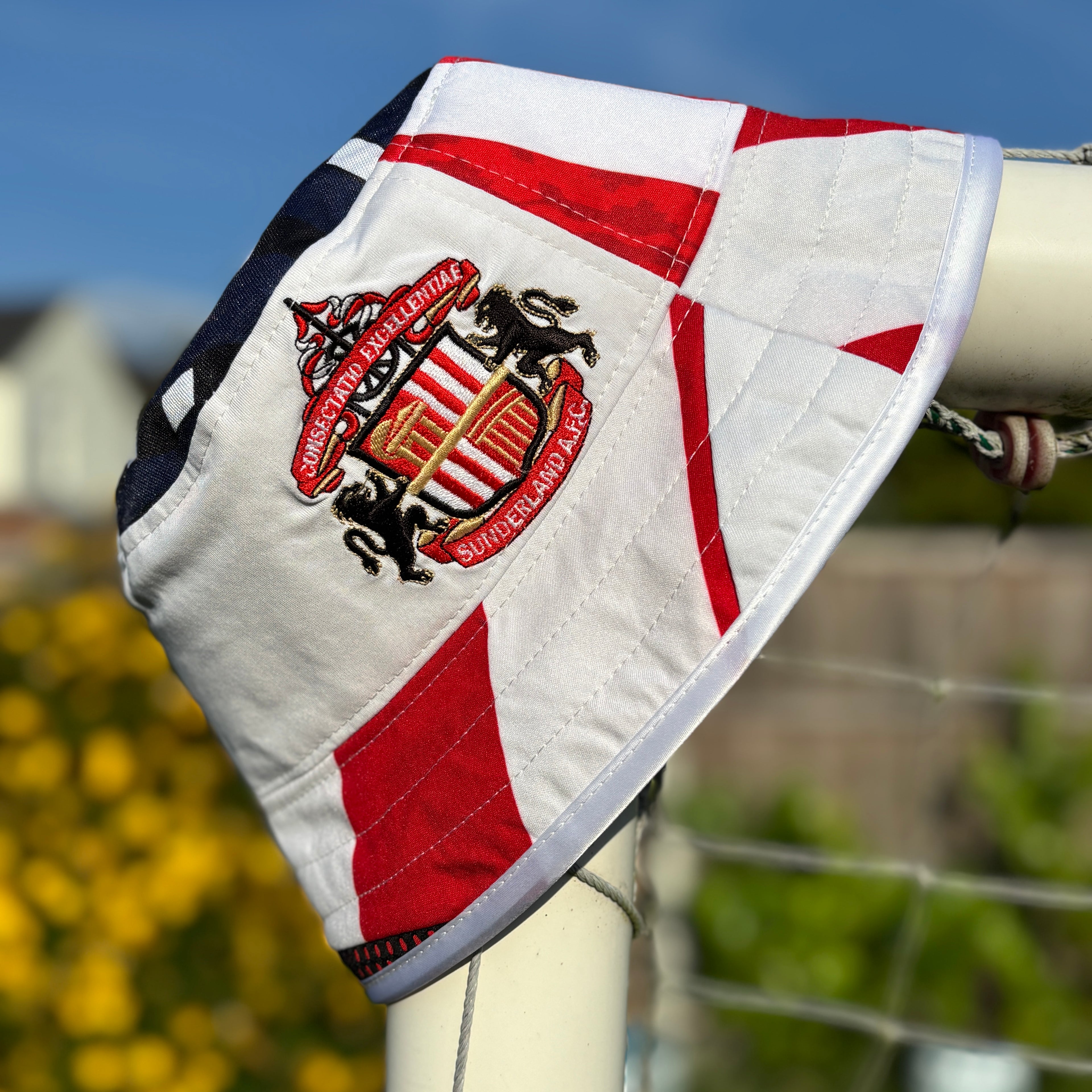 Sunderland bucket hat (adult 62-63cm) - handmade from original shirts