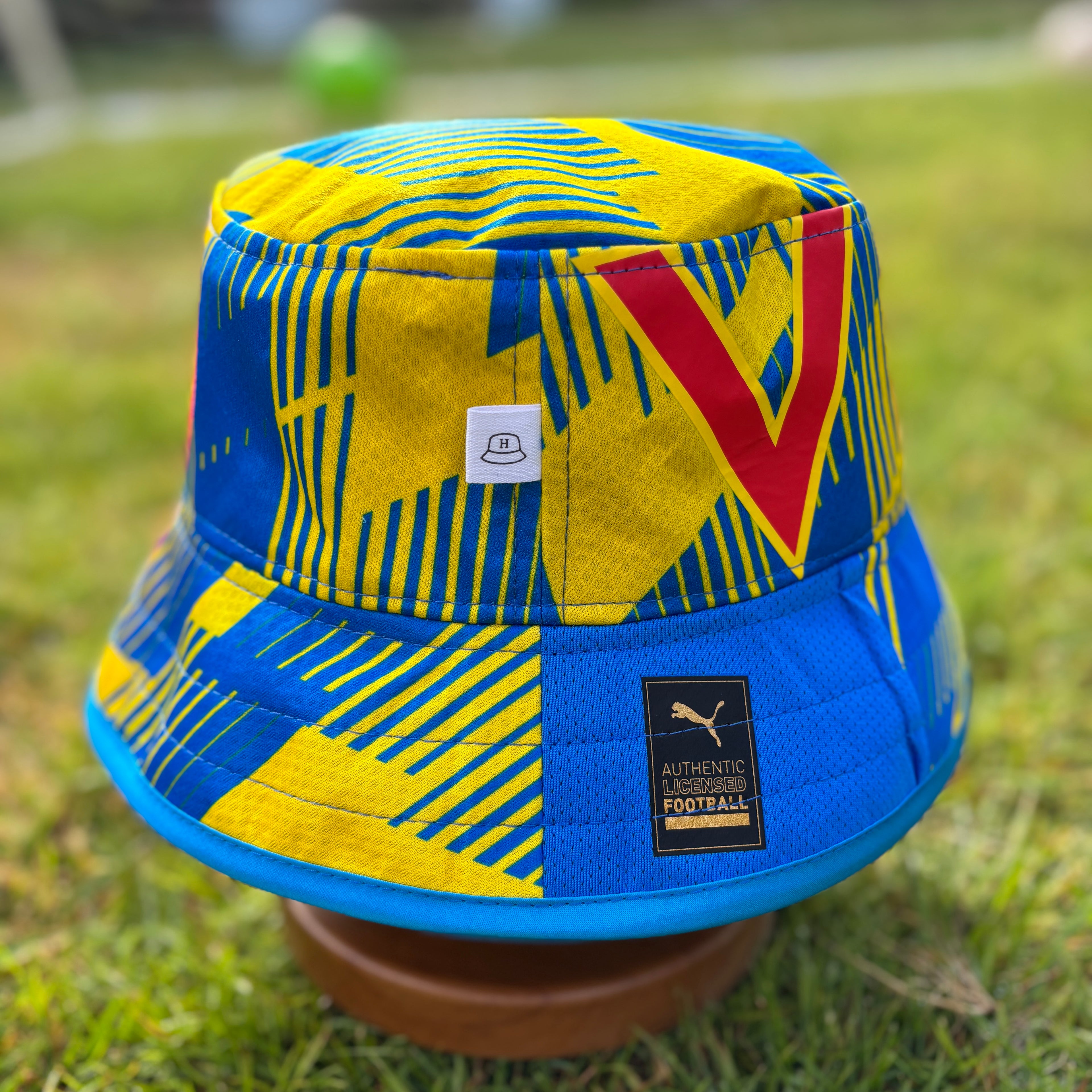 Stockport County bucket hat (adult 62-63 cm) - handmade from 24/25 Third Kit
