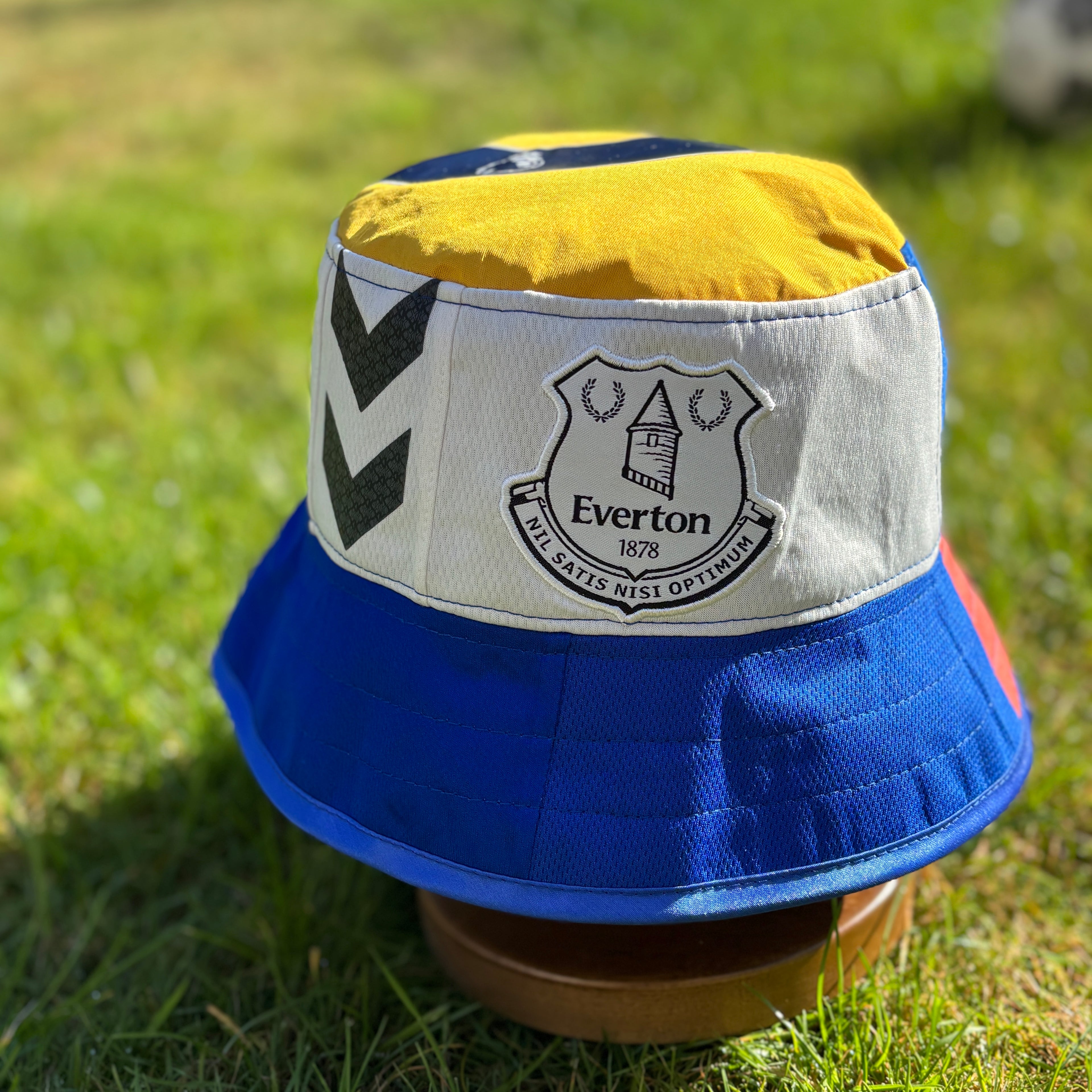 Everton bucket hat (Adult 62-63 cm) - made from original shirts