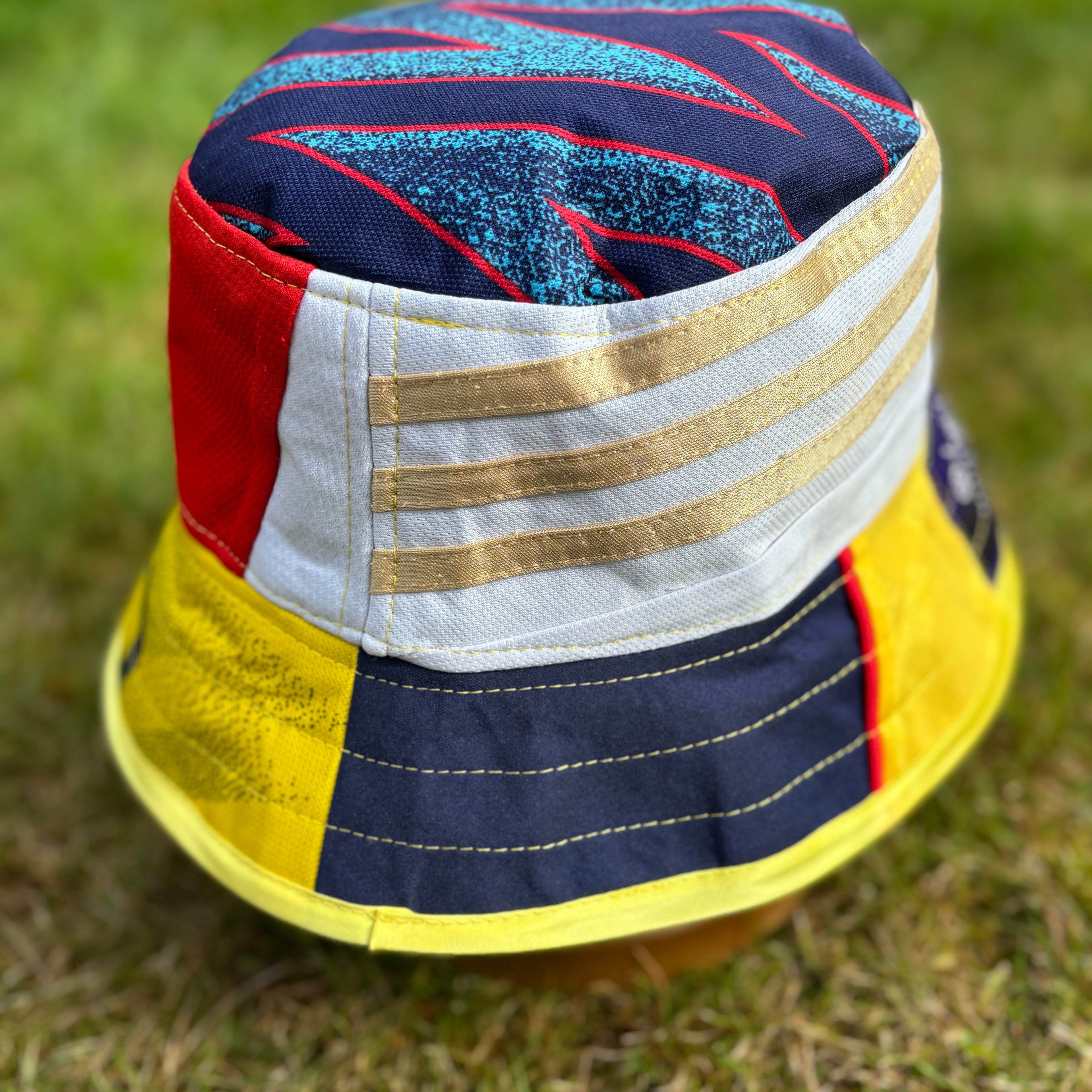 Arsenal bucket hat (Adult 62-63 cm) - made from real shirts