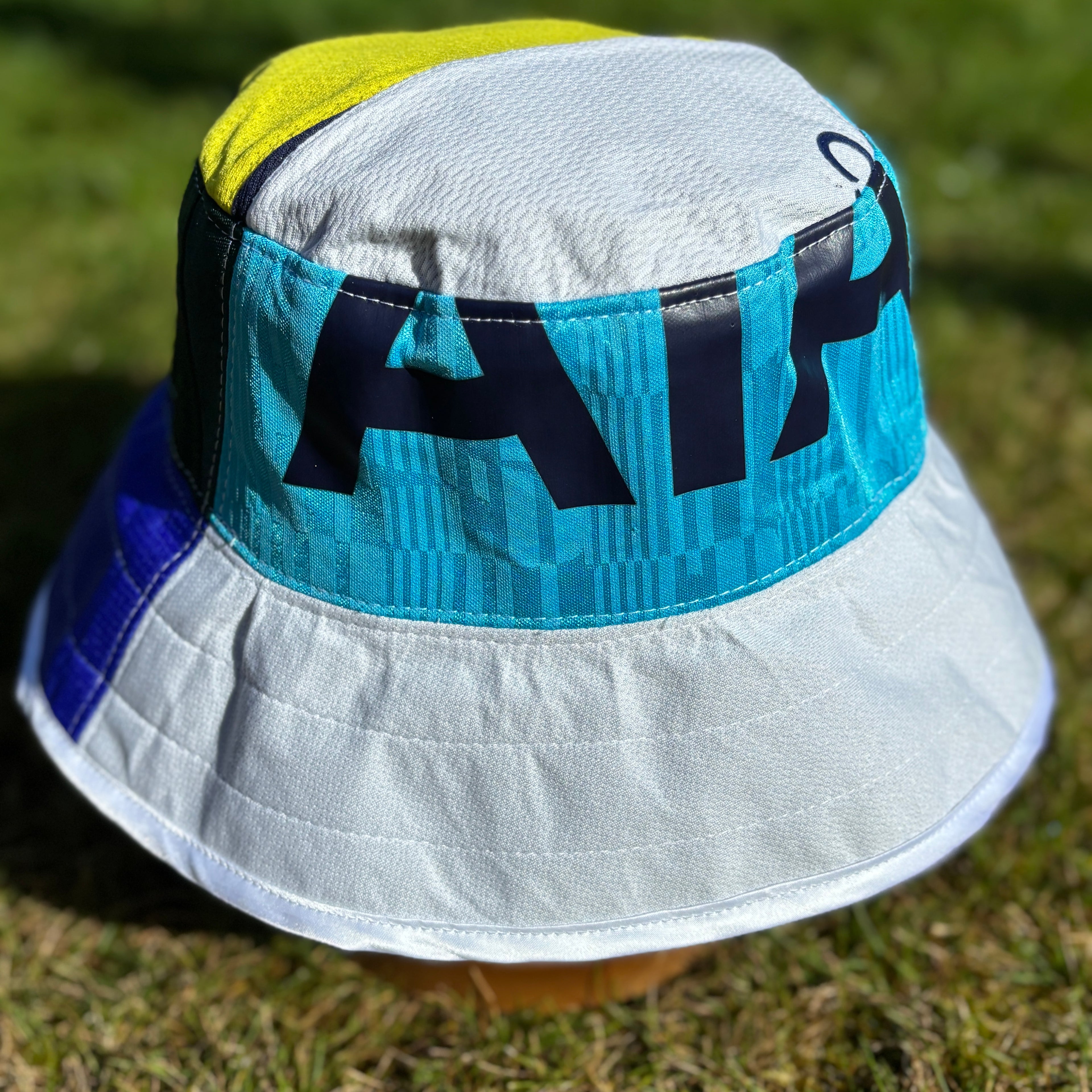 Tottenham bucket hat (Adult 62-63 cm) - made from real shirts