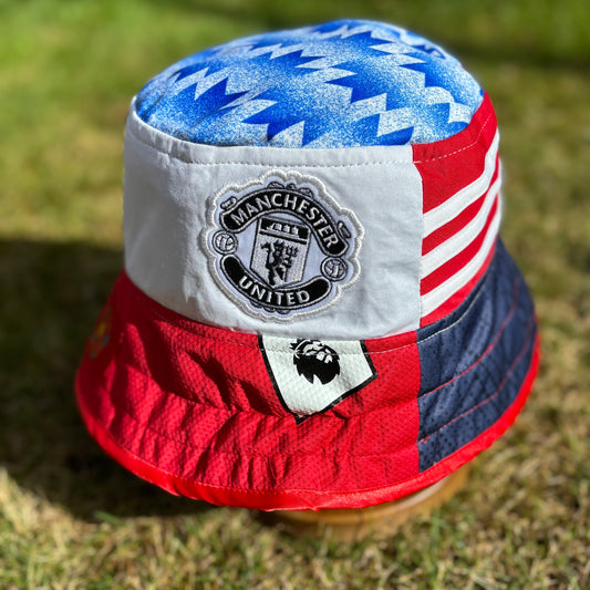 Manchester United bucket hat (Youth/Small Adult 59-60 cm) - made from real shirts