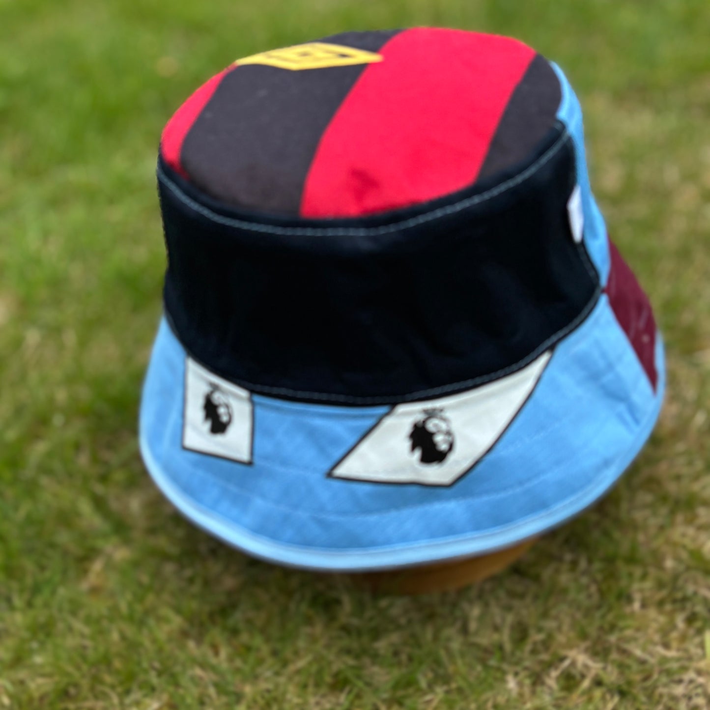 Manchester City bucket hat (Adult 62-63 cm) - made from real shirts