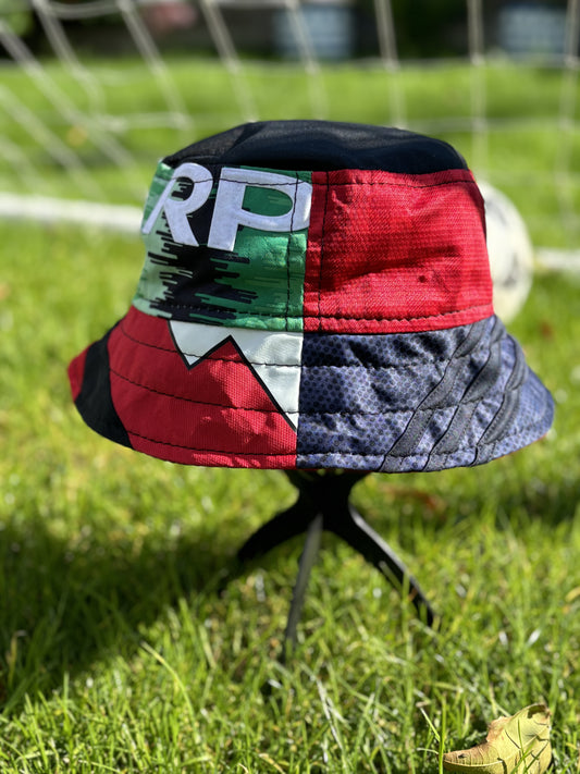 Manchester United bucket hat (youth/teen - 60cm) - made from real shirts