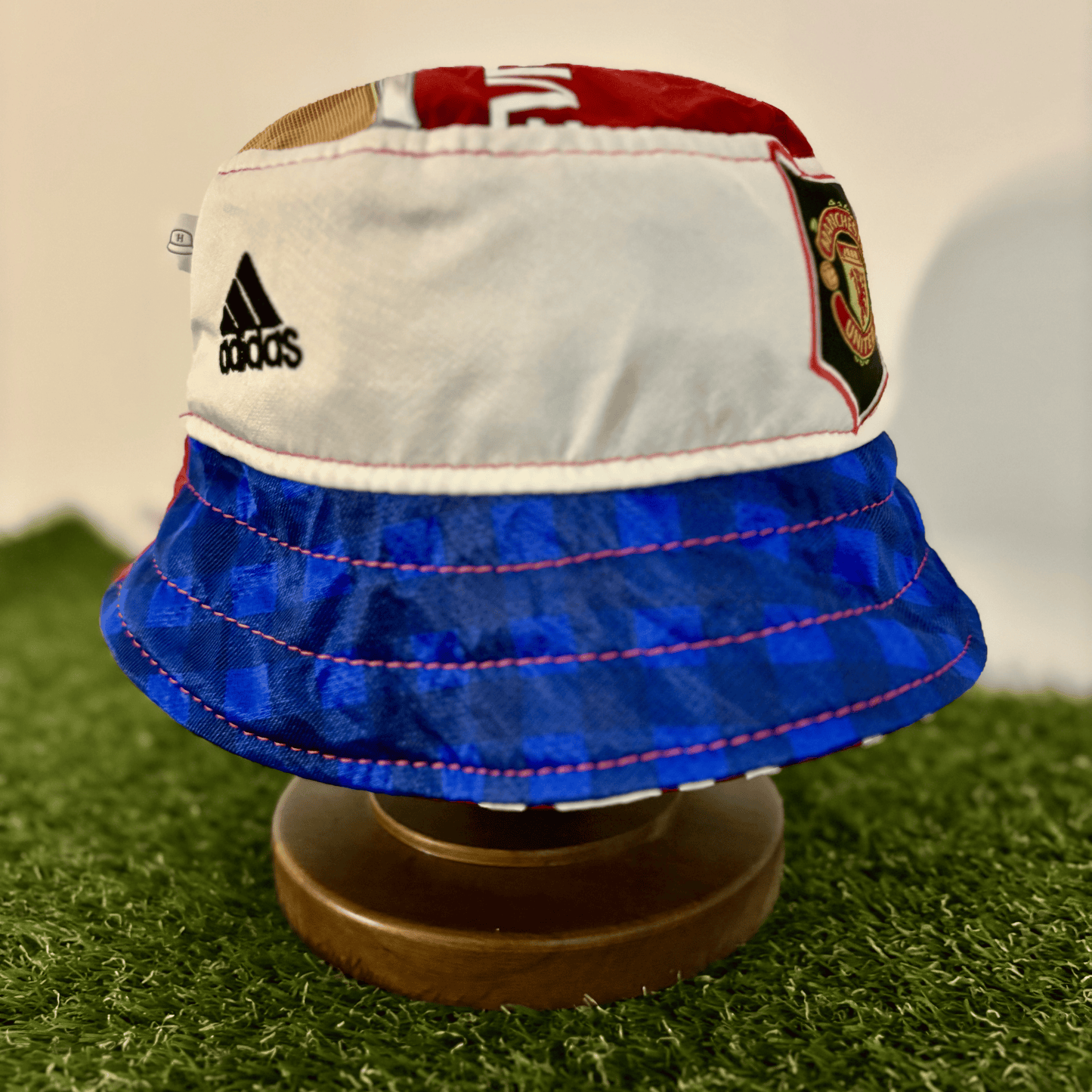 Manchester United bucket hat (Adult 62cm) - made from original shirts