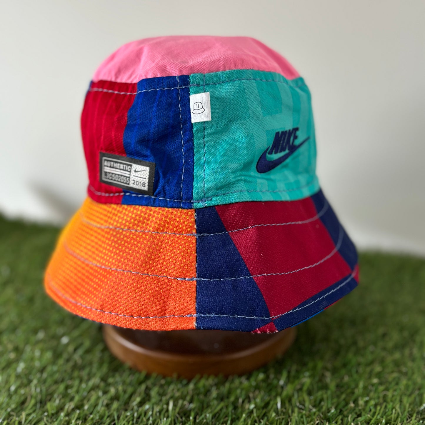 Barcelona bucket hat (adult 61-62 cm) - handmade from original shirts