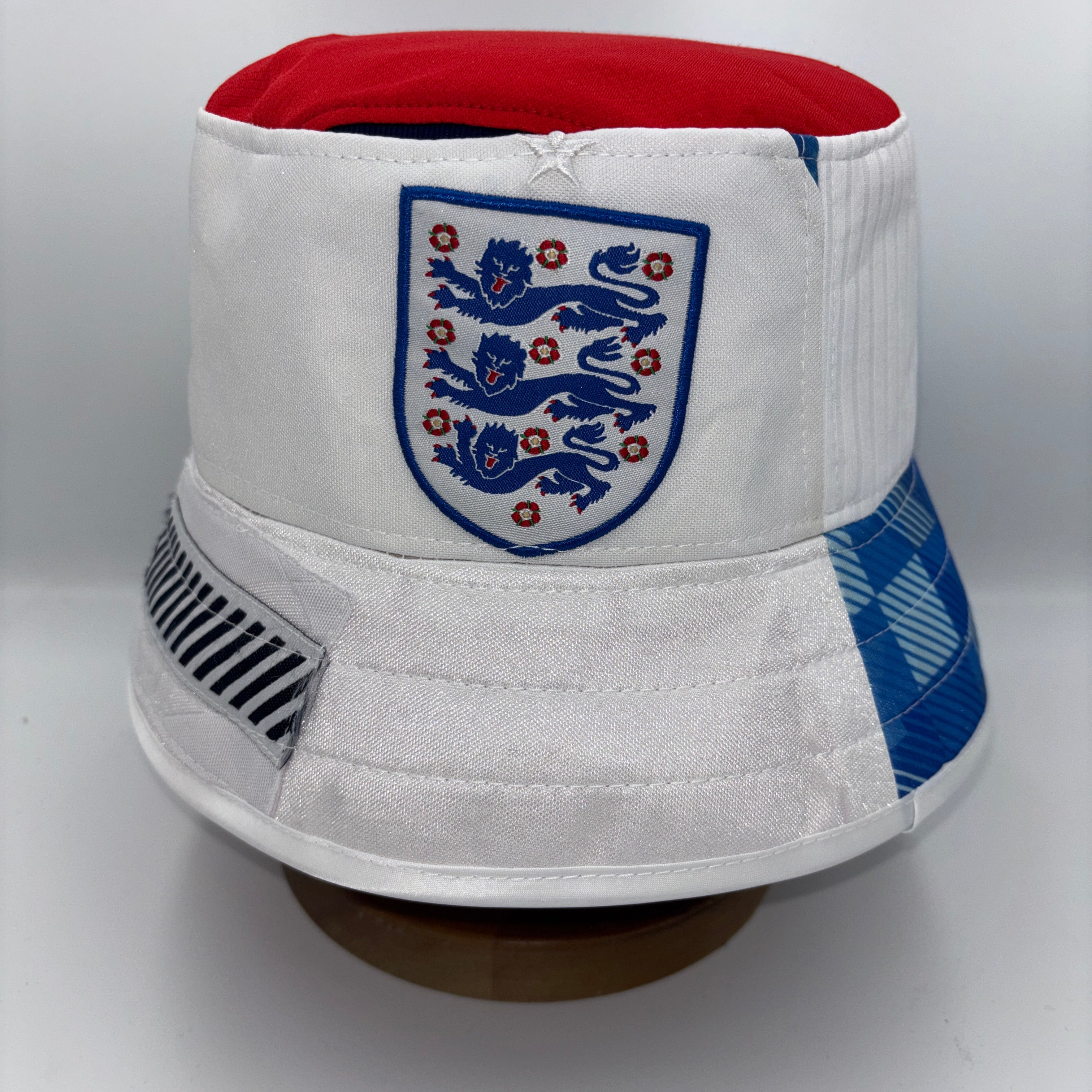 England bucket hat (adult 62-63 cm) - handmade from original shirts