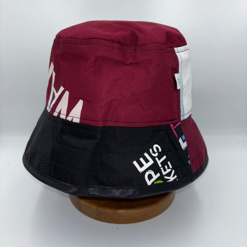 West Ham United bucket hat (adult 62-63 cm) - handmade from original shirts