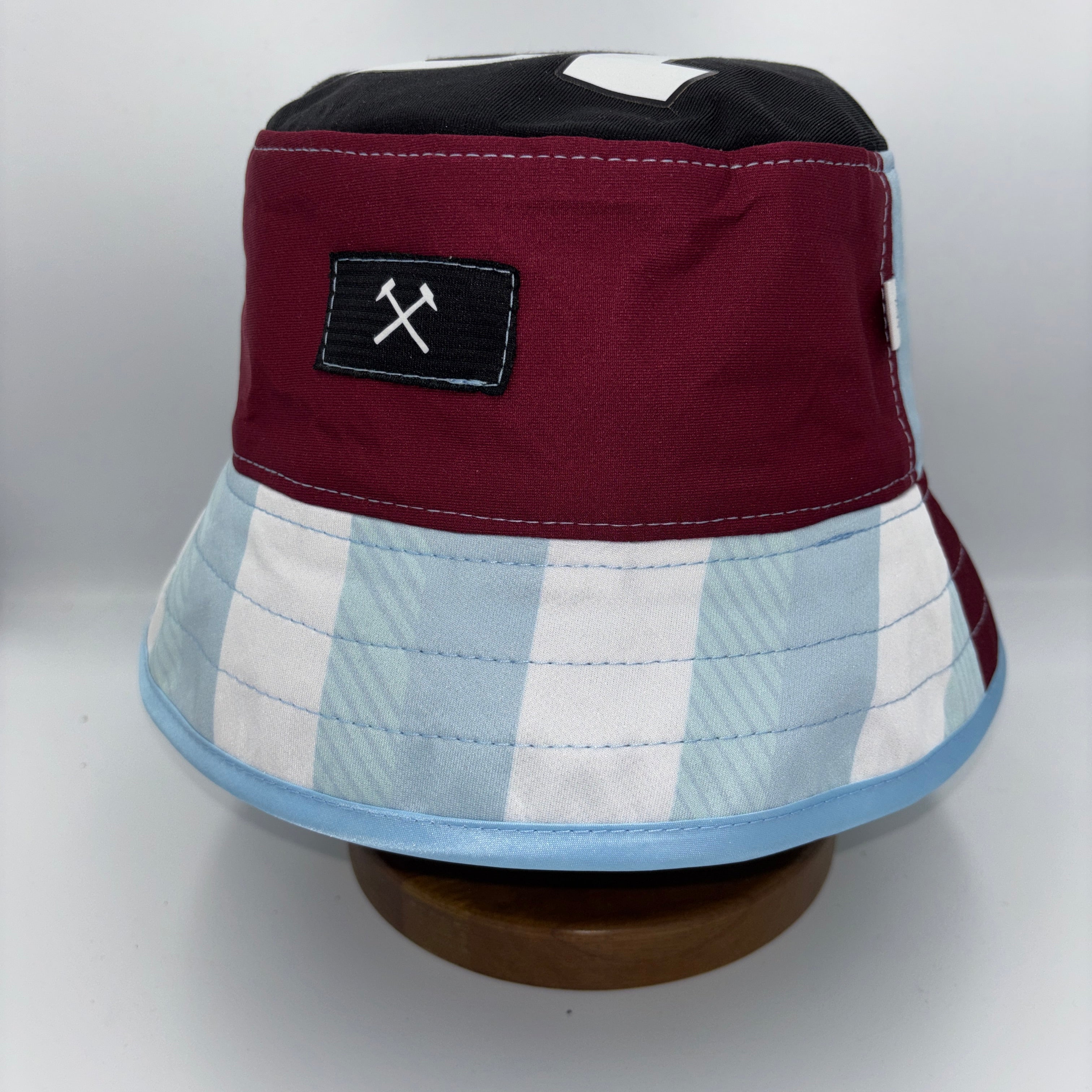 West Ham United bucket hat (adult 62-63 cm) - handmade from original shirts