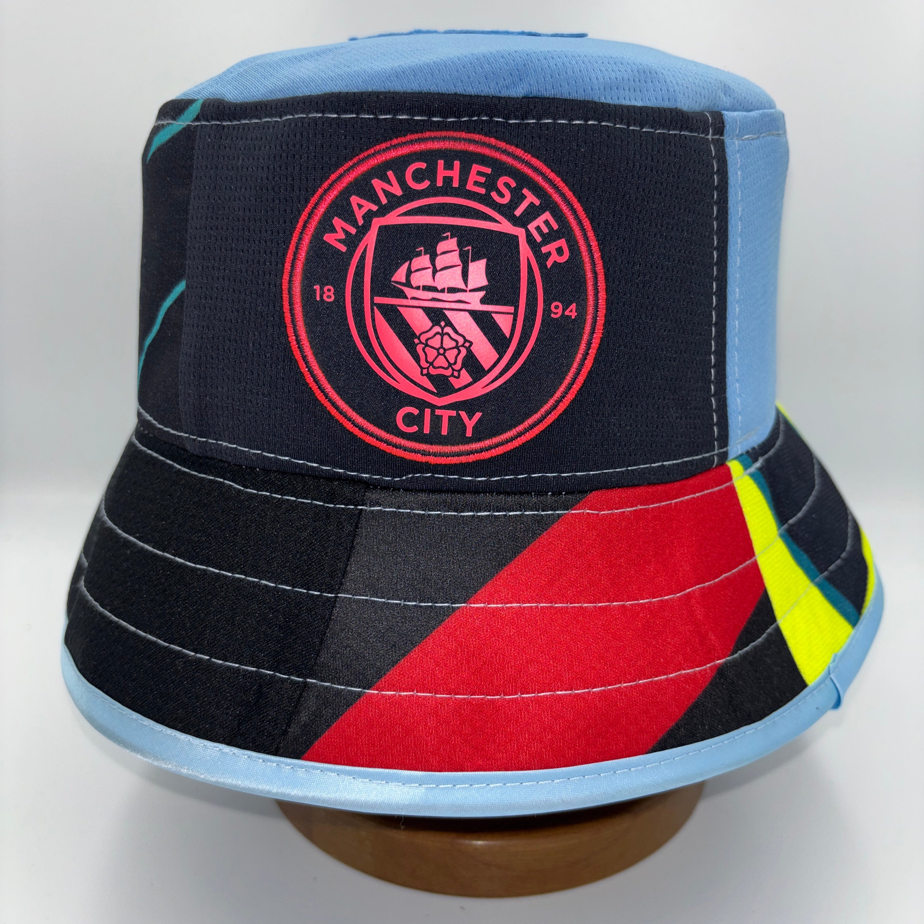 Manchester City bucket hat (Adult 62-63 cm) - made from real shirts