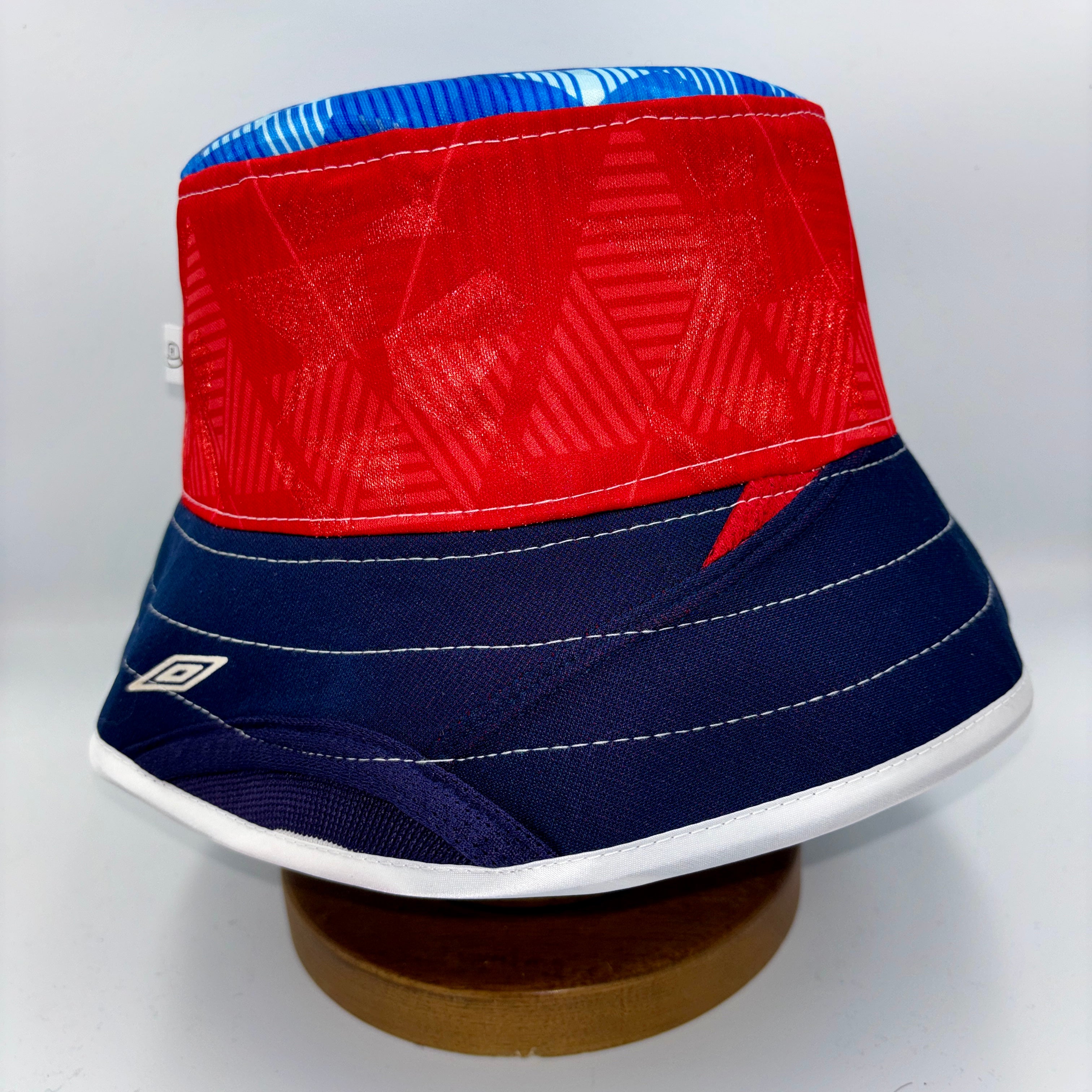 England bucket hat (adult 62-63 cm) - handmade from original shirts