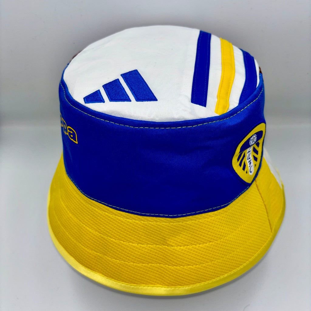 Leeds United bucket hat (adult 62-63cm) - handmade from original shirts