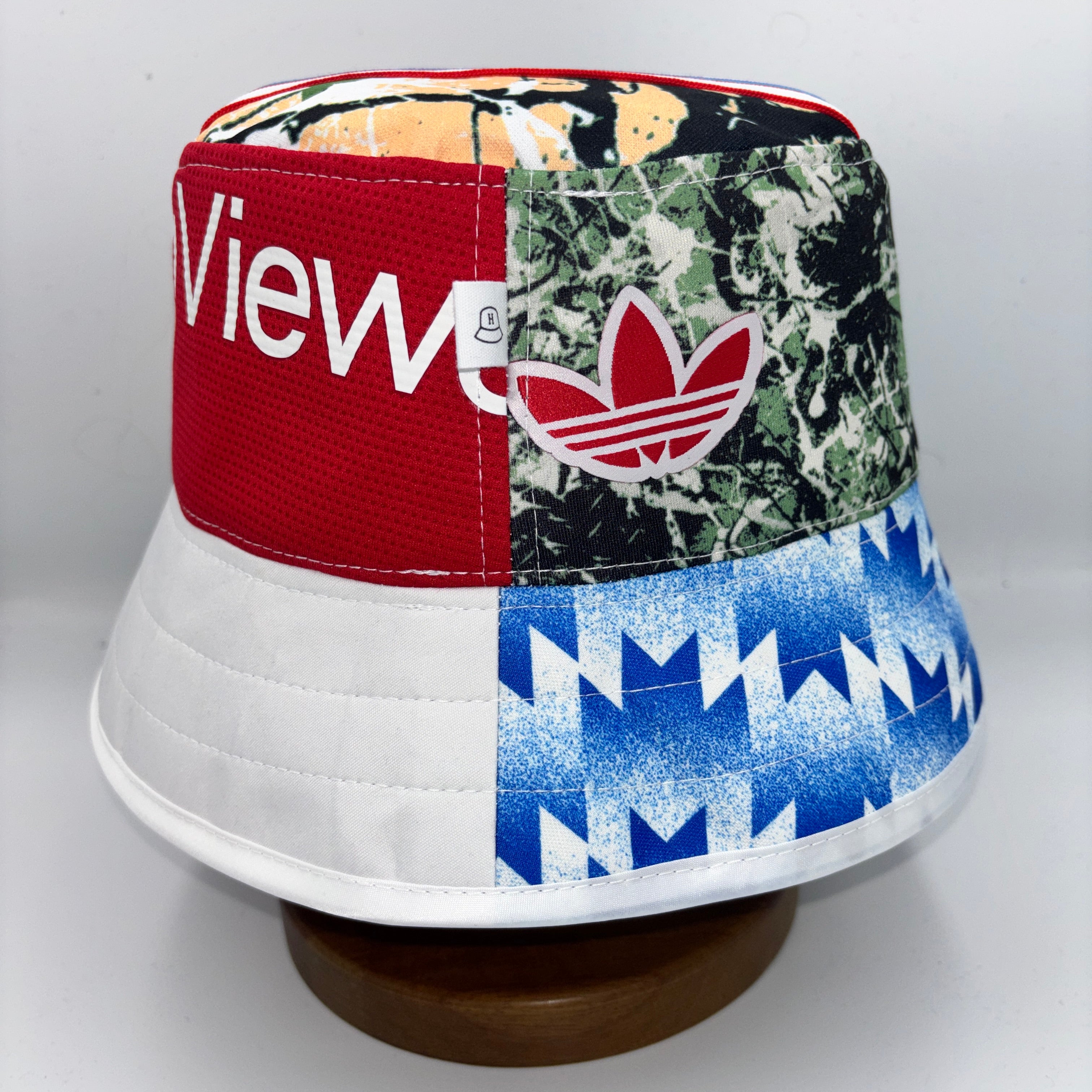 Manchester United bucket hat (adult 62-63 cm) - handmade from replica kits