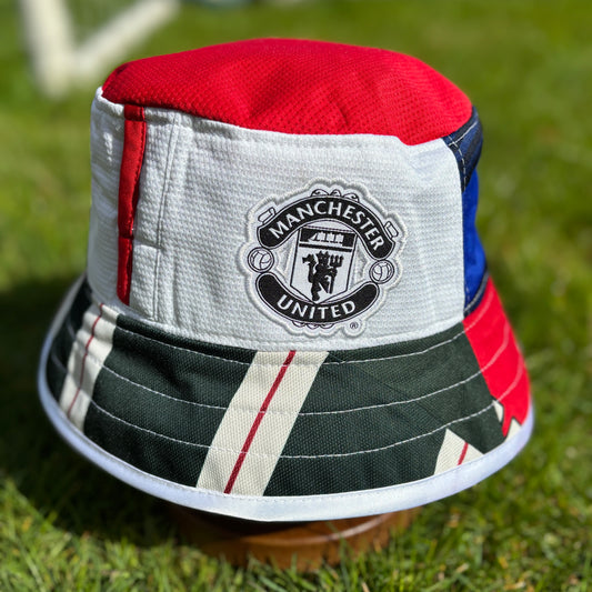 Manchester United bucket hat (Adult 62-63 cm) - made from original shirts