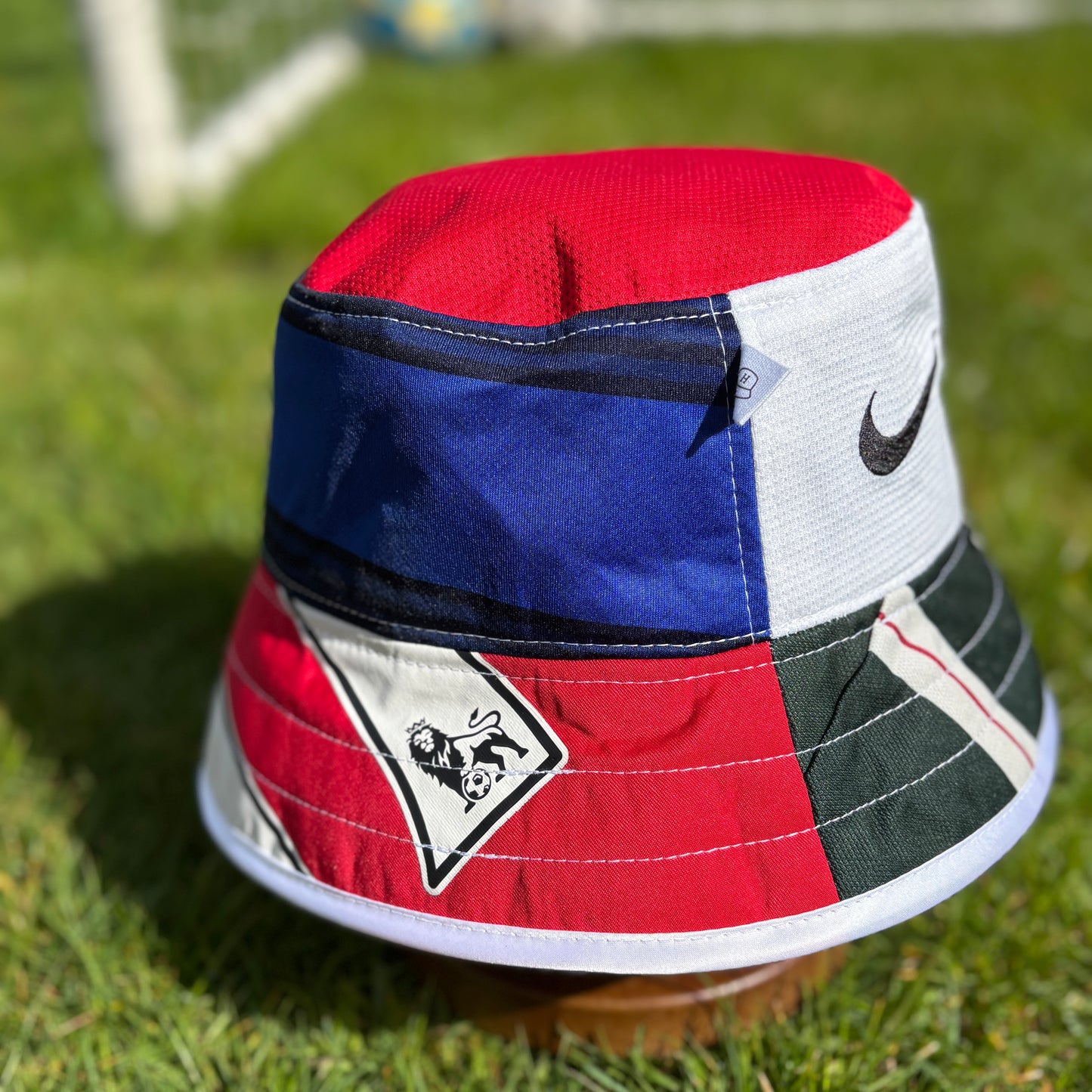 Manchester United bucket hat (Adult 62-63 cm) - made from original shirts