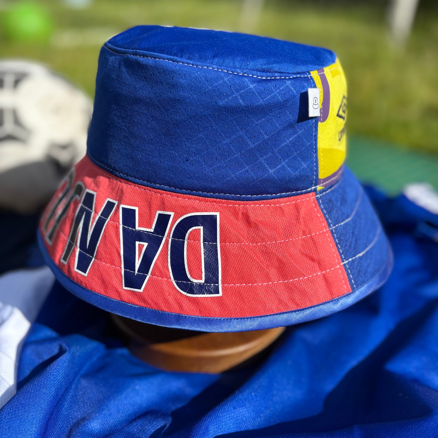 Everton bucket hat (Adult 60-61 cm) - made from original shirts