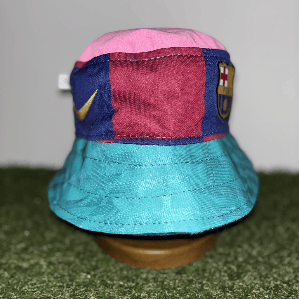 Barcelona bucket hat (adult 61-62 cm) - handmade from original shirts